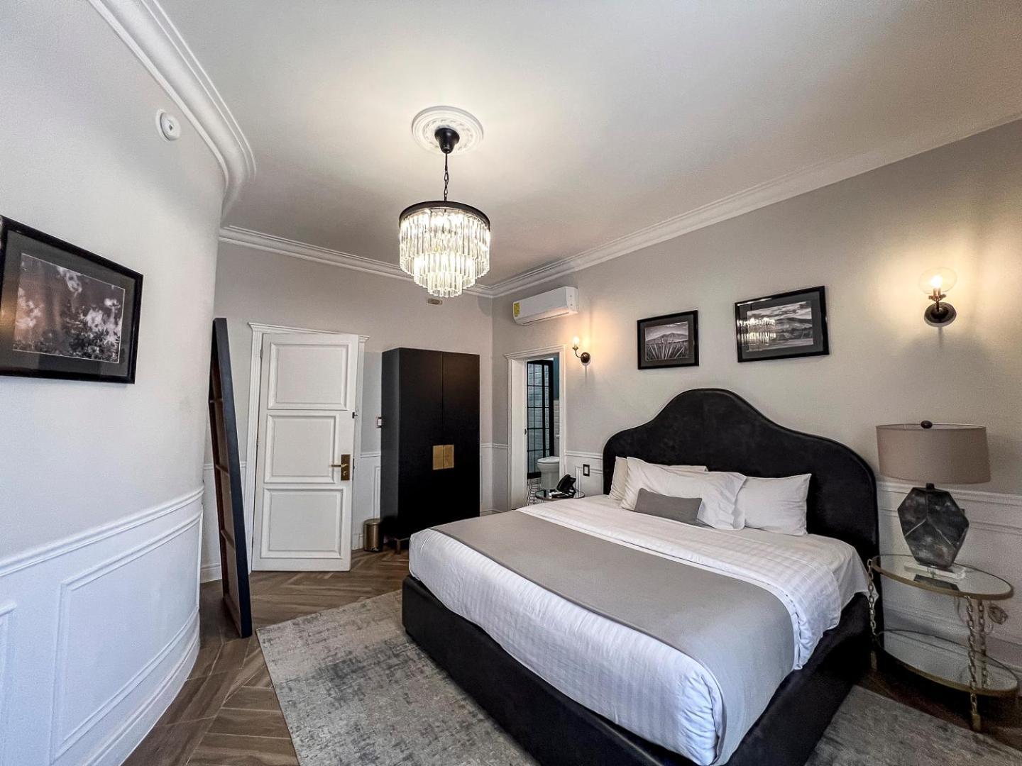 Hotel Mansion E Borbon Leon Ngoại thất bức ảnh