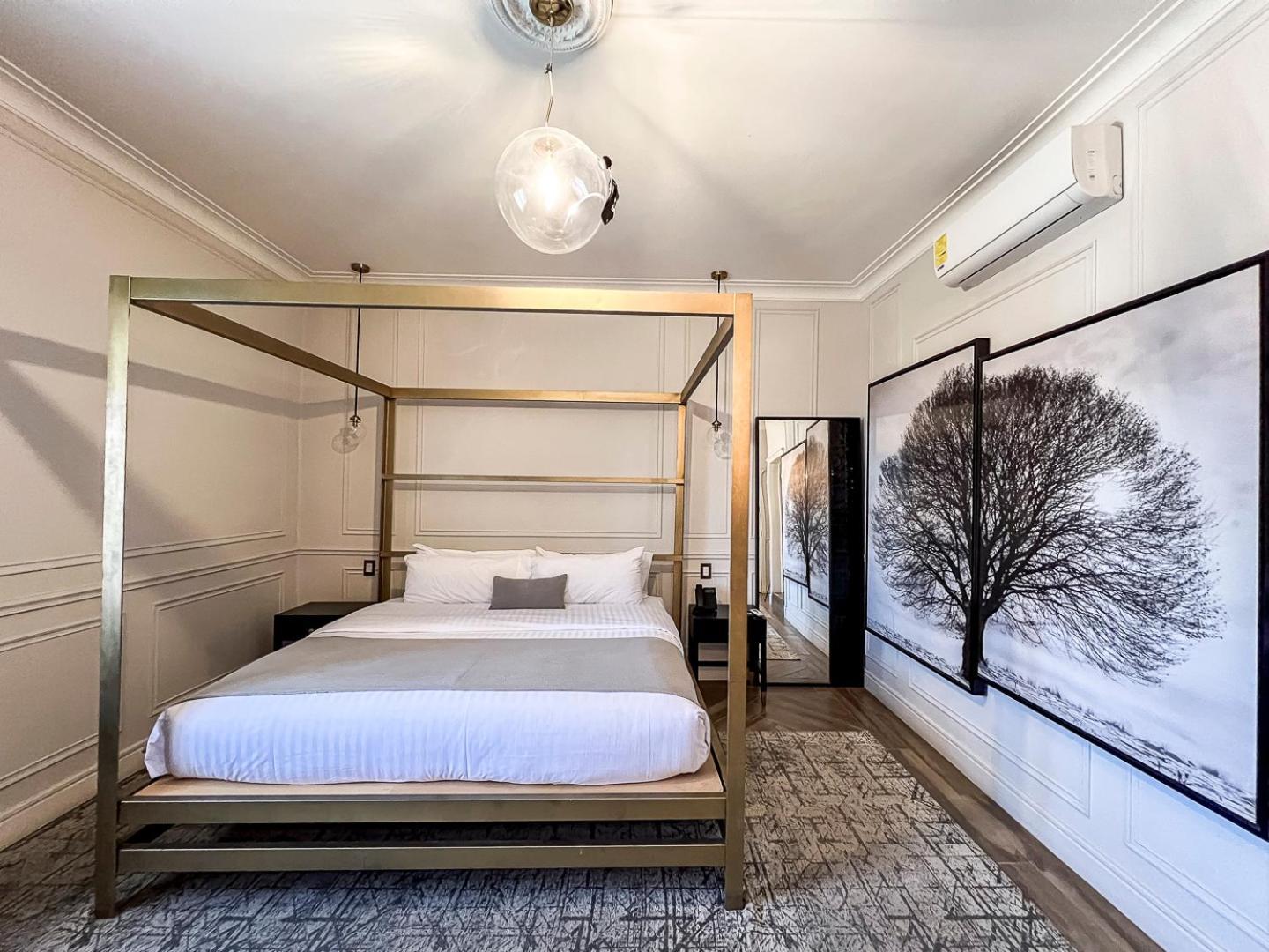 Hotel Mansion E Borbon Leon Ngoại thất bức ảnh
